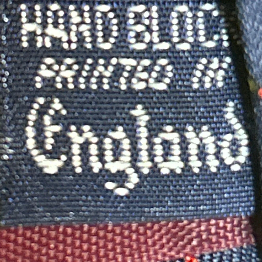 Brooks Brothers Brooksgate‎ Men's Silk Tie Navy Red Geometric Pattern 3